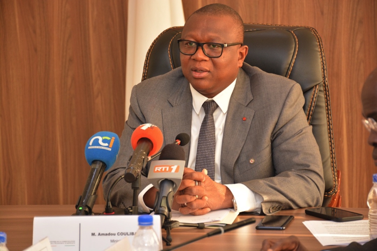 Qualité des services mobiles et Internet : le Ministre Amadou Coulibaly rencontre les acteurs du secteur des Télécommunications