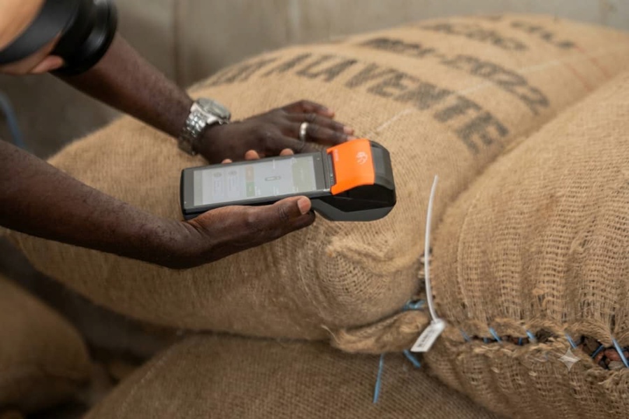 Traçabilité du cacao : 600 sociétés coopératives font 100% de leurs achats avec la carte du producteur