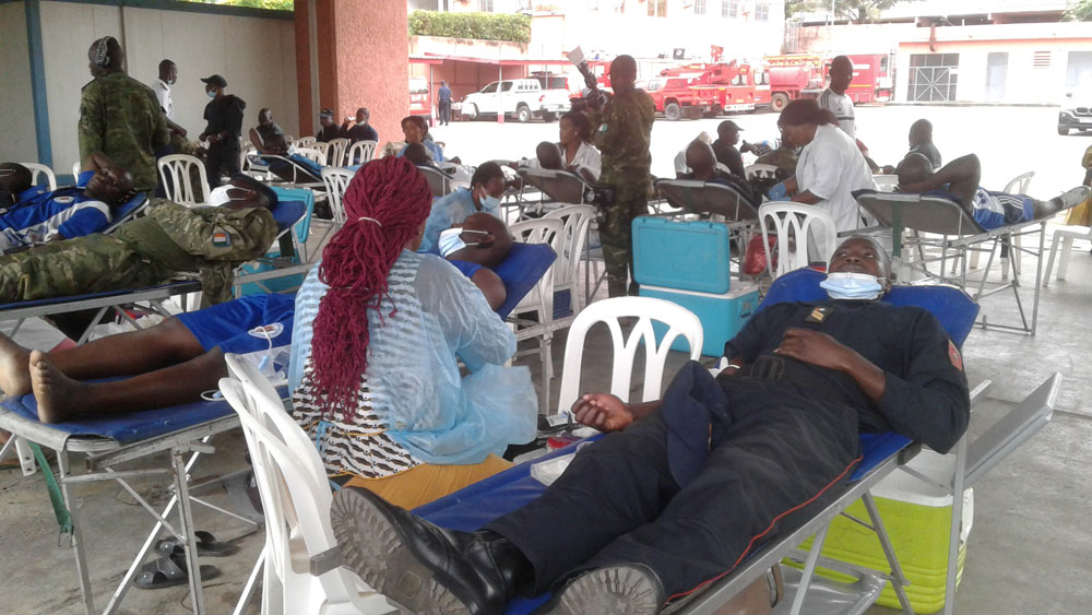 Une opération de collecte de 5 000 poches de sang lancée au sein de l'armée ivoirienne