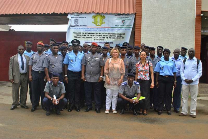 Les policiers et gendarmes de Côte d’Ivoire mieux formés à protéger les enfants