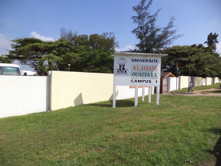 Un universitaire invite à «une réflexion profonde» pour connaître davantage l’école et mieux la protéger