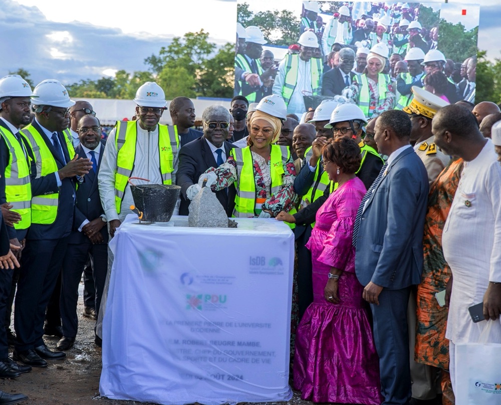 Université d’Odienné : le Premier Ministre Beugré Mambé pose la première pierre