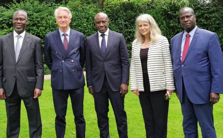 A Paris, le ministre Roger Adom présente les atouts du secteur du numérique en Côte d’Ivoire