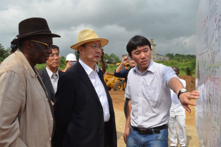 Le Président du Groupe Chinois CEEC en visite de reconnaissance sur le site de la Centrale thermique de Songon