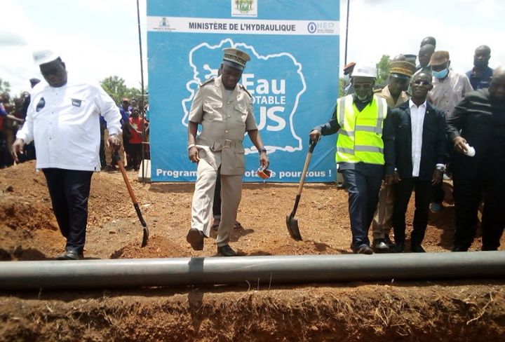 Laurent Tchagba lance les travaux d’alimentation en eau potable de Kragbalilié