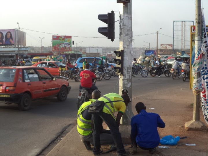 Retour au calme à Bouaké après une bagarre rangée entre chauffeurs de moto-taxi et coxeurs