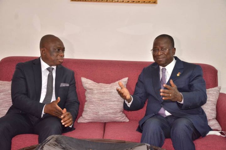 Le président du Sénat veut voir Ouattara, Bédié et Gbagbo rassemblés autour d’une même table