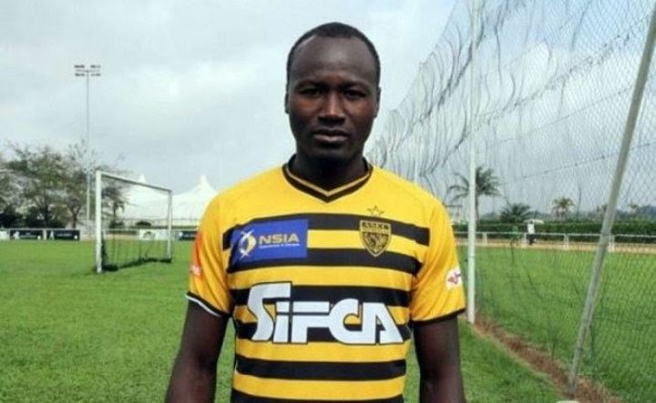 Football : l’Asec Mimosas libère son attaquant burkinabé Hervé Oussalé
