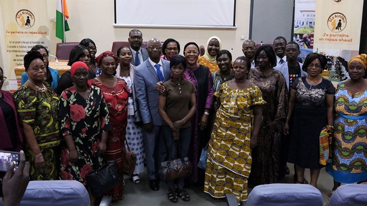 Lancement à Abidjan d’un projet pour lutter contre la faim en milieu scolaire