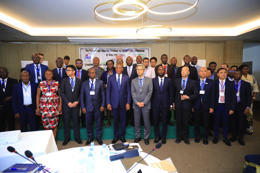 Urbanisation : Le Ministère de la Construction et la Coopération Japonaise échangent leurs expériences sur la question des villes intelligentes