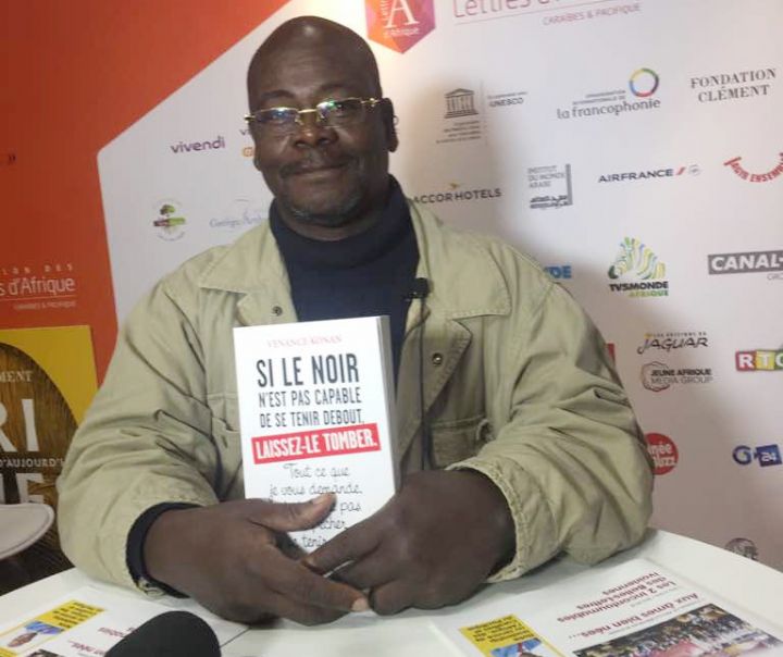 « Si le Noir n’est pas capable de se tenir debout, laissez-le tomber », le nouvel essai de Venance Konan sorti chez Michel Lafon