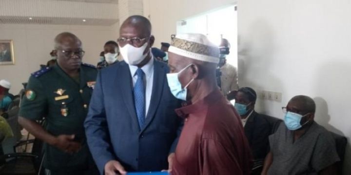 Attaques des positions des Forces armées: Birahima Ouattara apporte le réconfort de la nation aux familles endeuillées