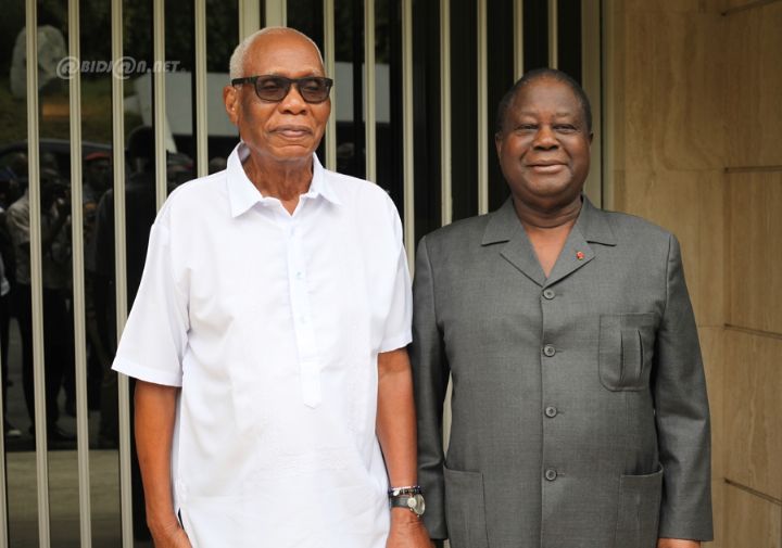PDCI-RDA : le président Bédié échange avec l’ancien ministre d’État Camille Aliali à Abidjan