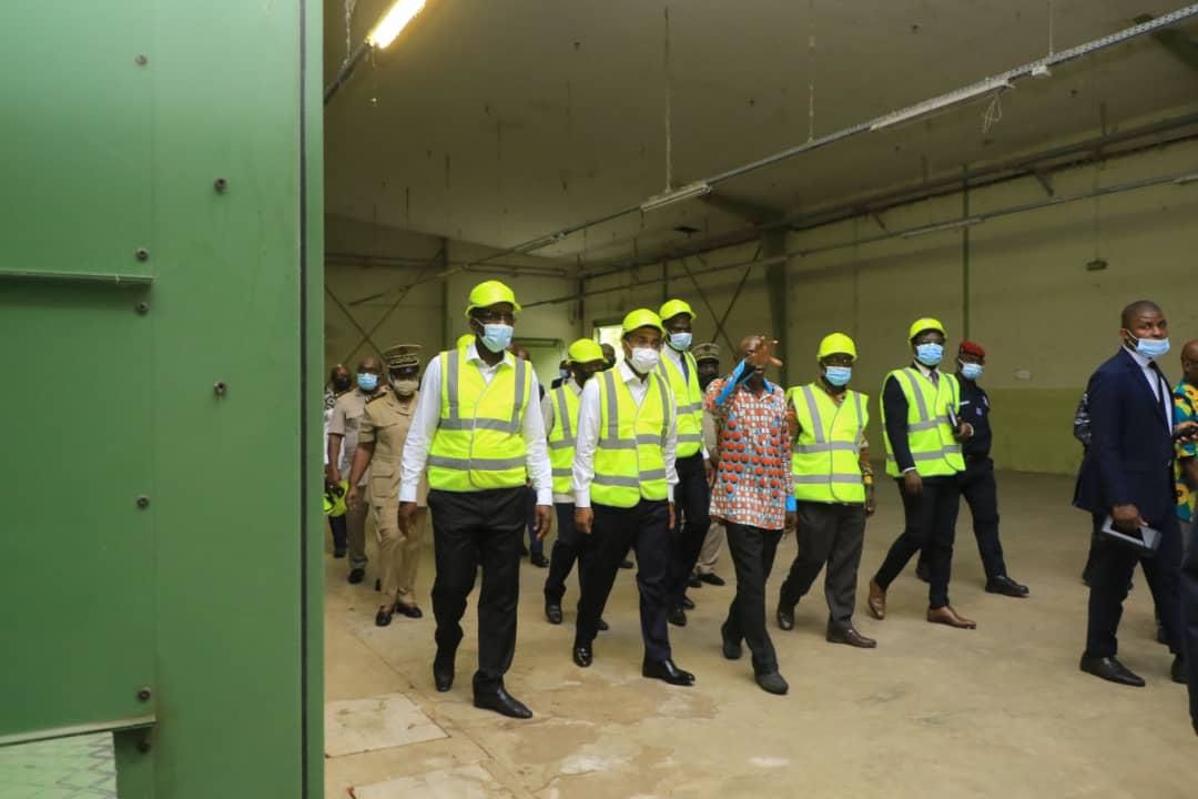 Visite des Ministres Souleymane Diarrassouba et Adama Coulibaly à l’usine UTEXI