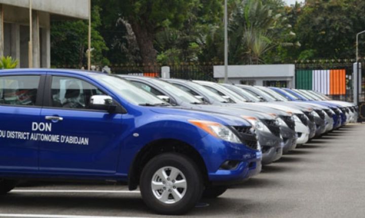 Le District d’Abidjan équipe l’unité de secours de la police nationale ivoirienne en véhicules 4x4