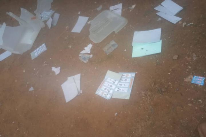 Législatives 2021: Des urnes brûlées à Gomon