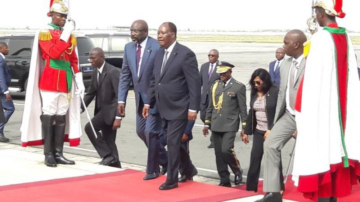 Arrivée à Abidjan de George Weah pour une visite officielle de 48h