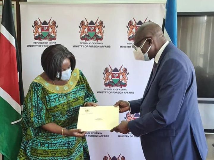 Présidence de la CAF: après les pays de l’Afrique de l’Ouest, la candidature de Jacques Anouma expliquée au Kenya