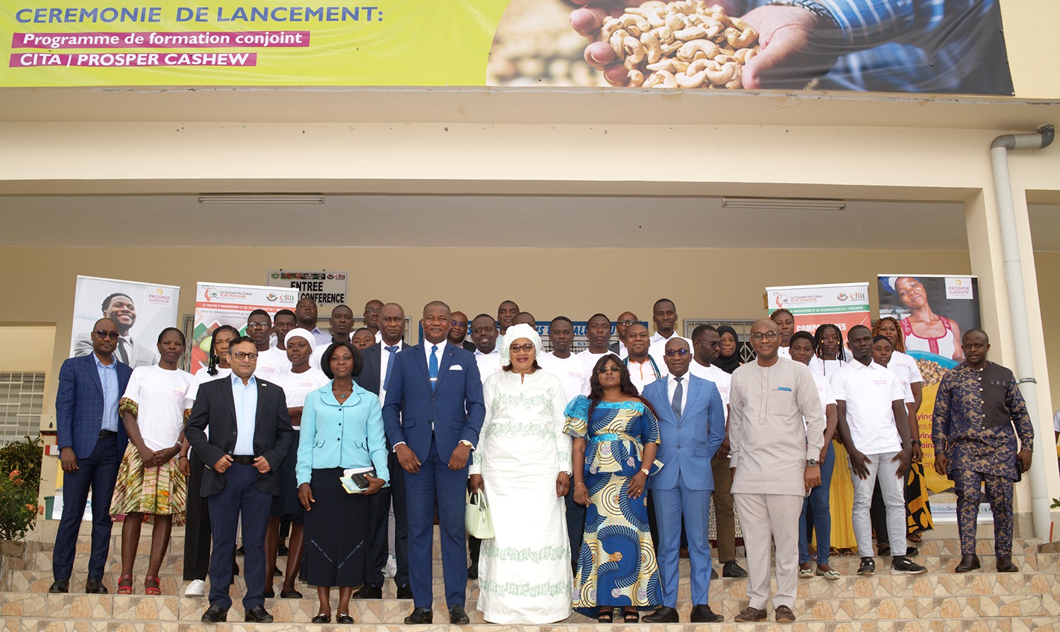 Yamoussoukro/Transformation locale de la noix de cajou: une vingtaine de jeunes formés aux techniques et aux technologies