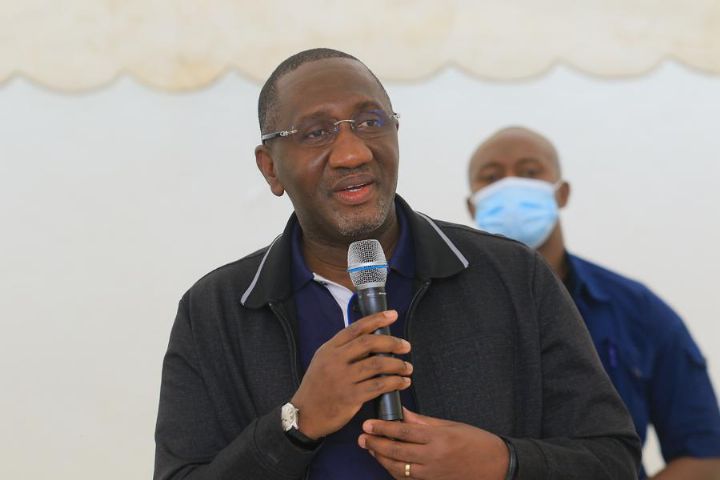 Yamoussoukro : le Ministre Souleymane Diarrassouba initie un cadre d’échanges permanent avec les jeunes