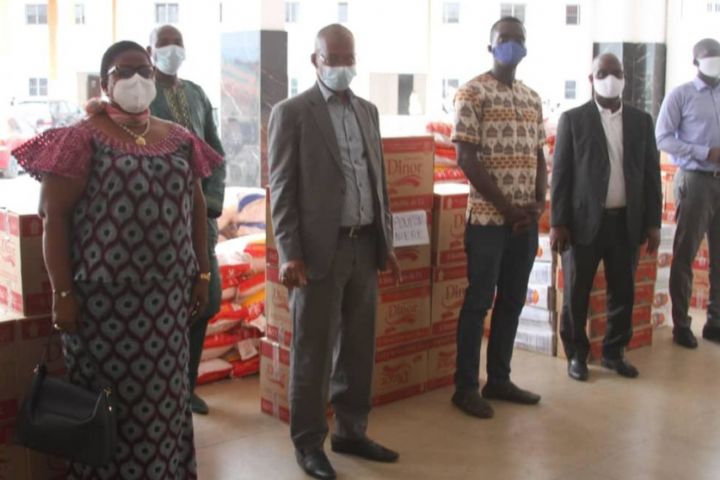 Covid-19 : Remise de dons aux structures sociales de Yopougon