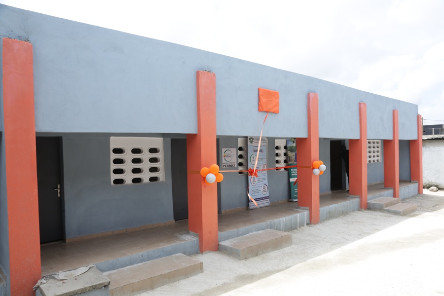 Yopougon : inauguration d’un bâtiment offert par la Fondation PETROCI à l’Ecole Ivoirienne pour les Sourds (ECIS)