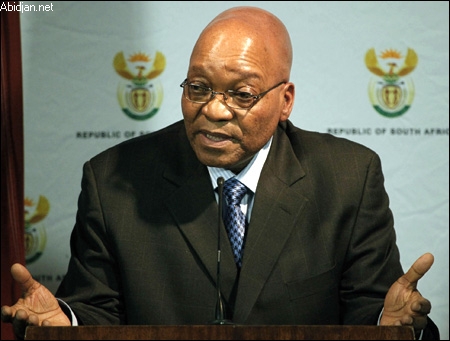 L`Afrique du Sud s`explique sur un navire stationné près de Côte d`Ivoire