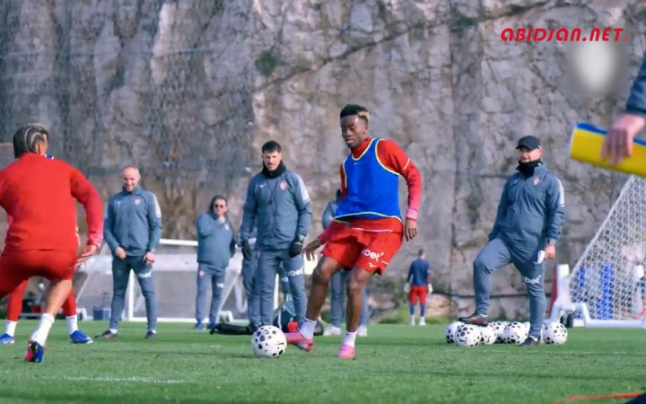 AS Monaco - Simon Adingra a déjà pris ses marques au Centre de Performance.