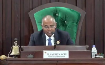 Assemblée Nationale : Patrick Achi impose la déclaration de patrimoine aux députés pour la bonne gouvernance.