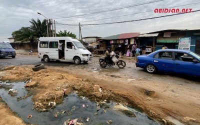 Des routes en mauvais état dans le quartier Magasin.