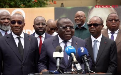 Cissé Bacongo dément les rumeurs sur la santé d'Alassane Ouattara.